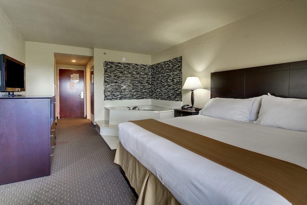 Comfort Inn & Suites Dahlonega University Area Extérieur photo