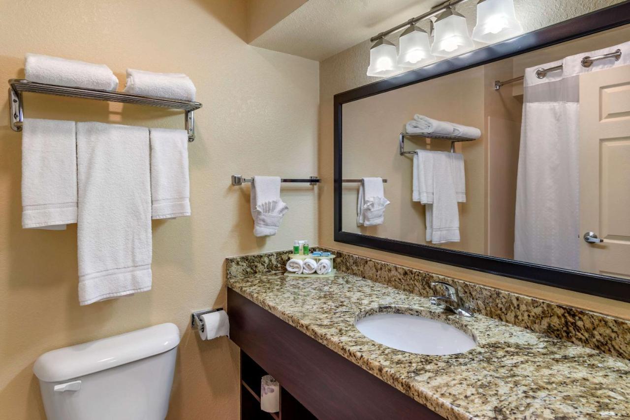 Comfort Inn & Suites Dahlonega University Area Extérieur photo
