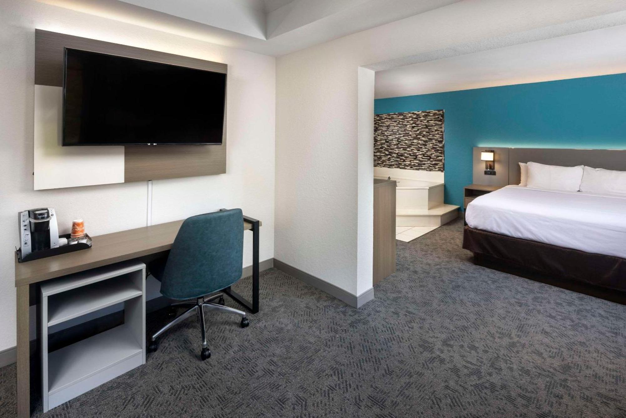 Comfort Inn & Suites Dahlonega University Area Extérieur photo