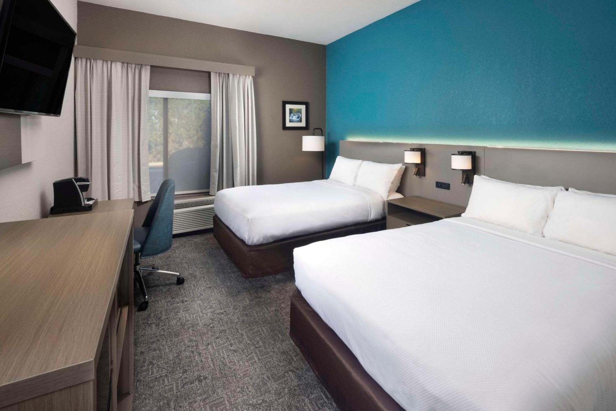 Comfort Inn & Suites Dahlonega University Area Extérieur photo
